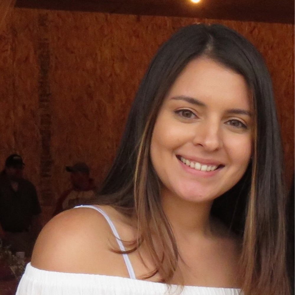 Meet your Posher, Emily